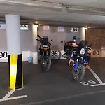Guest In The Center Of Homestay *